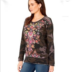 Johnny Was Ioana camouflage embroidered  thermal top